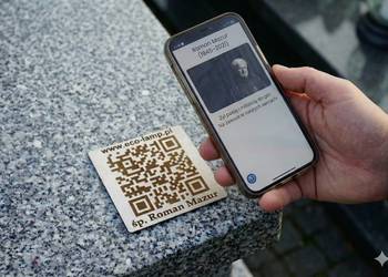 QR PAMIĘCI - elektroniczna, cyfrowa biografia, kod qr z biografią