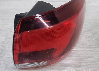 OPEL ASTRA V K LAMPA TYLNA TYŁ PRAWA W BŁOTNIK 13427517
