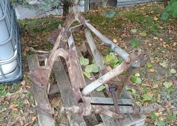 Pług konny przerobiony do ciągnika Pług konny przerobiony do ciągnika