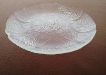 Szklany talerz typu skamielina średnica 19cm