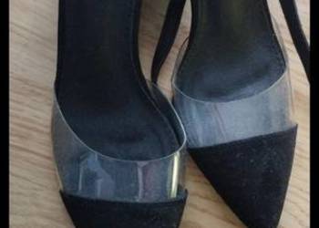 Buty na słupku jak nowe rozmiar 39.