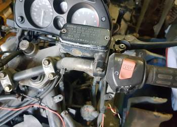 honda st 1100 pan europan przelacznik prawy pompa hamulcowa czesci
