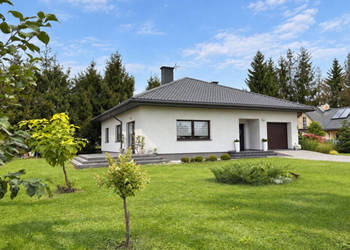 Parterowy dom z ogrodem 1 km od Kozienic | bez prowizji