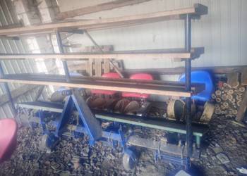 Sadzarka do warzyw rozsady talerzowa