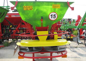 Rozsiewacz nawozowo-wapienny KŁOS 400kg 2-tarczowy w Rad-Masz Opoczno