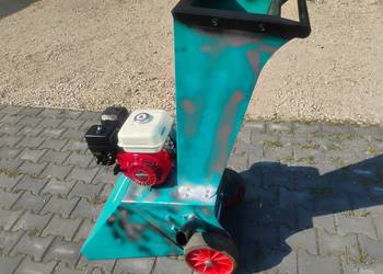 Moschle Uniwolf Rębak spalinowy rozdrabniacz Honda GX160 5.5Km