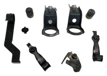 TOYOTA RAV4 III XA30 LIFT 2.2 D4D 2AD 150KM 2011R Uchwyt / Mocowanie chłod… TOYOTA RAV4 III XA30 LIFT 2.2 D4D 2AD 150KM 2011R Uchwyt / Mocowanie chłod…