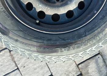 Felgi BMW R15 z oponami Uniroyal 215/65 R 15 zimowe
