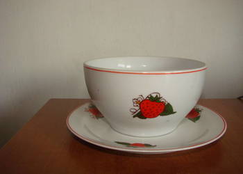 Lubiana Truskawka talerzyk + bulionówka