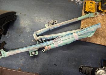 Kurtyna airbag 2058602802 prawa Mercedes c