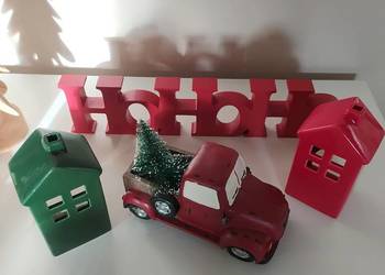 Auto pickup z choinką + 2 szt. ceramiczny świecznik + napis