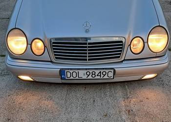 0 rdzy 180 tyś km. Avantgarde E200 Kompressor.
