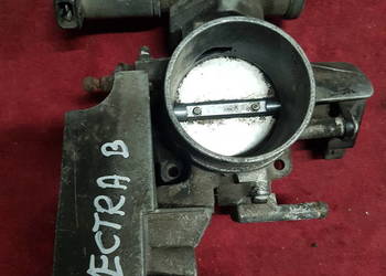 OPEL VECTRA B OMEGA B 2.0 16V PRZEPUSTNICA POWIETRZA 90411550 5WK90661