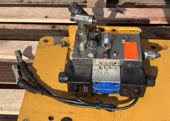Cat Caterpillar TH336AG TH336 TH 336 Szybkozłącze Hydrauliczne Cewka Elekt…