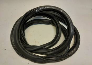 OPEL Grandland II 2024+ Uszczelka drzwi przód lewy