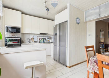 3 pokojowe, przestronne blisko Centrum