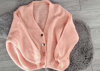 Sweter brzoskwiniowy