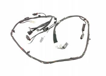 WIĄZKA KLAPY BAGAŻNIKA KIA SORENTO 2003-2008 / 919003E001