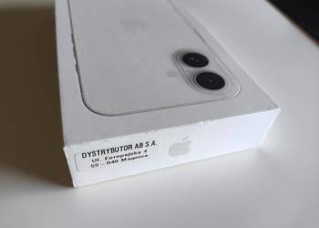 Nowy iPhone 16 / White / 128 GB / Model: A3287