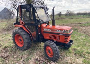 Kubota 4x4 40KM sadowniczy