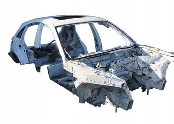 ĆWIARTKA PODŁUŻNICA PRAWA INFINITI QX70 FX30 FX37