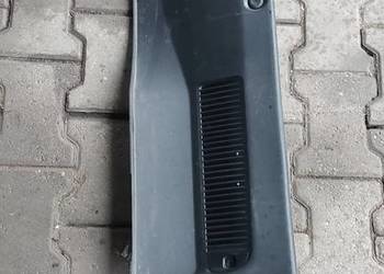 Osłona pasa tylnego bagażnika Fiat Grande Punto  735335686