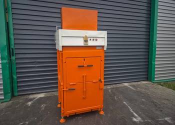Orwak Vertical Baler