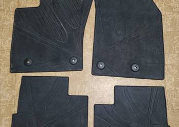 Oryginalne OE dywaniki gumowe Fiat Tipo II Hatchback od 2018