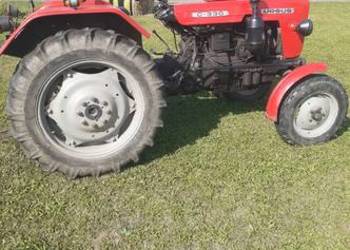 Ciągnik rolniczy Ursus 330