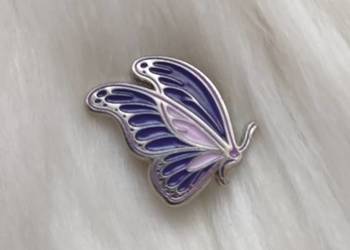 Pin broszka motyl