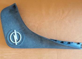 Chlapacz tylny prawy Opel Corsa B Chlapacz tylny prawy Opel Corsa B