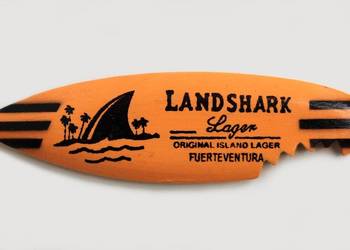 Magnes deska surfing Landshark Lager Fuerteventura
