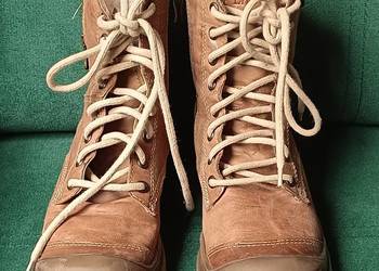 Brązowe trapery buty zimowe ocieplane Lasocki 37