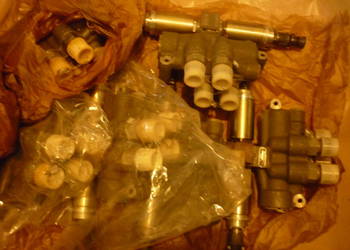 Rozdzielacze  hydrauliczne GA 86/2-8 sztuk pakiet