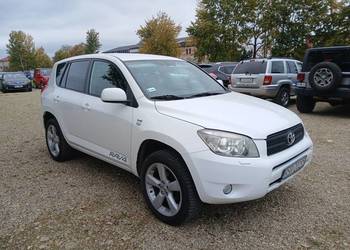 Toyota rav4 , 2,2d4d  klima 4x4