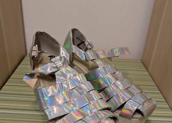 Buty na obcasie 38