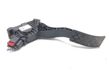 POTENCJOMETR GAZU VW GOLF VII 5Q1723503K 1.6 115KM PEDAŁ