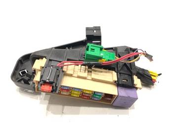 SKRZYNKA BEZPIECZNIKÓW RENAULT CLIO III 8200358192 Hatchback 05-14 1.2