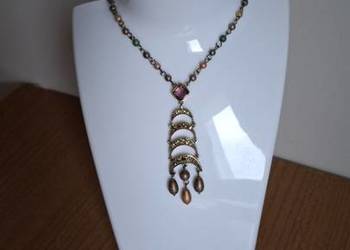 Sprzedam  korale z piękną zawieszką