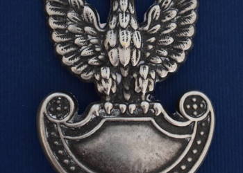 Orzełek wojskowy z okresu LWP .