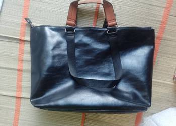 Stradivarius/ Duża torebka na ramię i do ręki z Madrytu