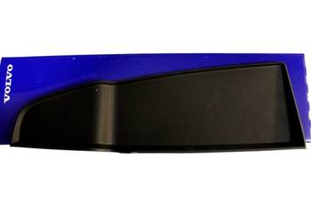 VOLVO XC60 II przednia lewa wykladzina boczka drzwi 31467669