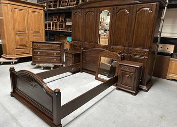 Piękna dębowa sypialnia łóżko 140cm szafki komoda szafa 275cm lustro