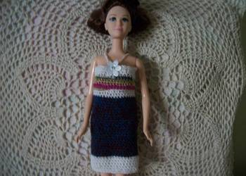 sukienka dla lalki Barbi