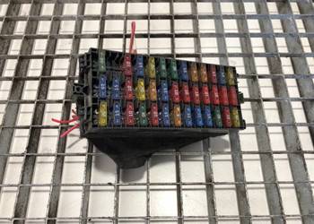 SKRZYNKA BEZPIECZNIKÓW RENAULT MASTER II 8200623718 Bus 2.5 120KM MODU