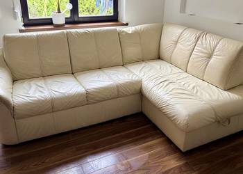 Skórzana narożna sofa z funkcją spania
