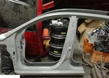 HYUNDAI I-10 PANEL BOCZNY PRÓG SŁUPEK 2013 LEWY HYUNDAI I-10 PANEL BOCZNY PRÓG SŁUPEK 2013 LEWY