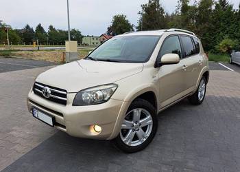 Toyota Rav4 III 4x4 2.2 D-CAT 177 KM Klimatronik Navi Kamera w Kraju