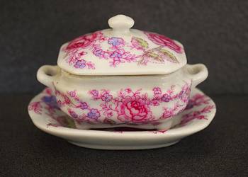 Porcelanowa miniaturka wazy z talerzykiem - Porcelain Art , Francja