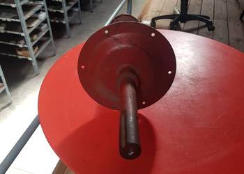 5056030260 Czop lewy nagarniacza